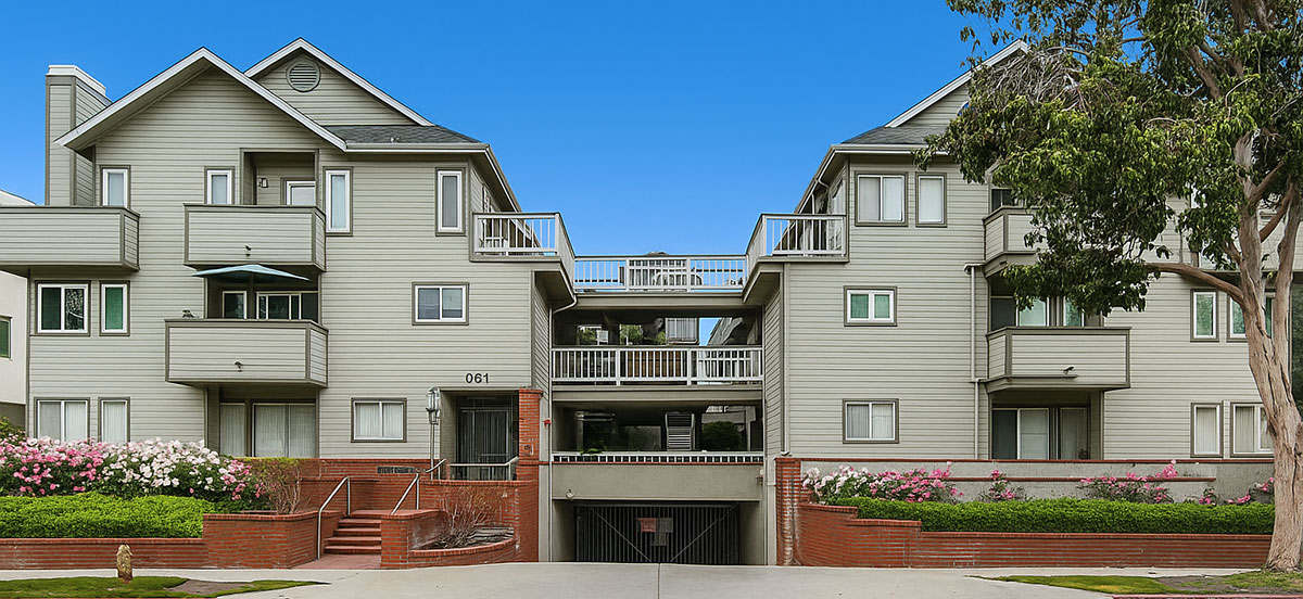 Image 1 for California Villas